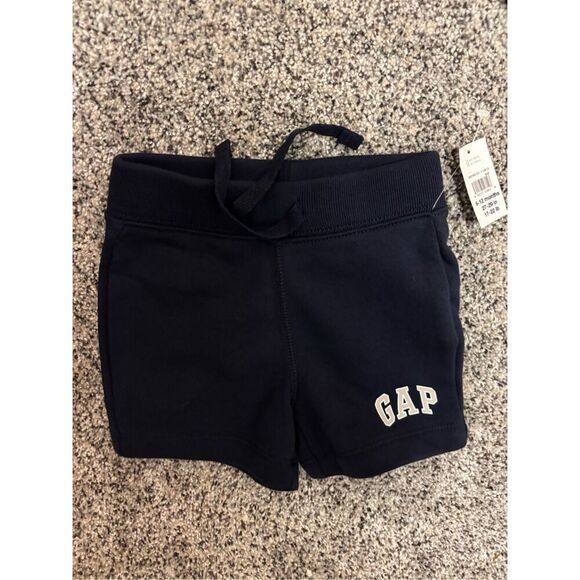 GAP Baby Boy Logo Shorts 6-12M - Picture 1 of 3